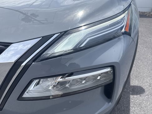 Used 2021 Nissan Rogue Platinum AWD/4WD image 9