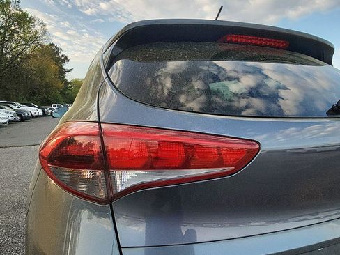 Used 2018 Hyundai Tucson SE image 10