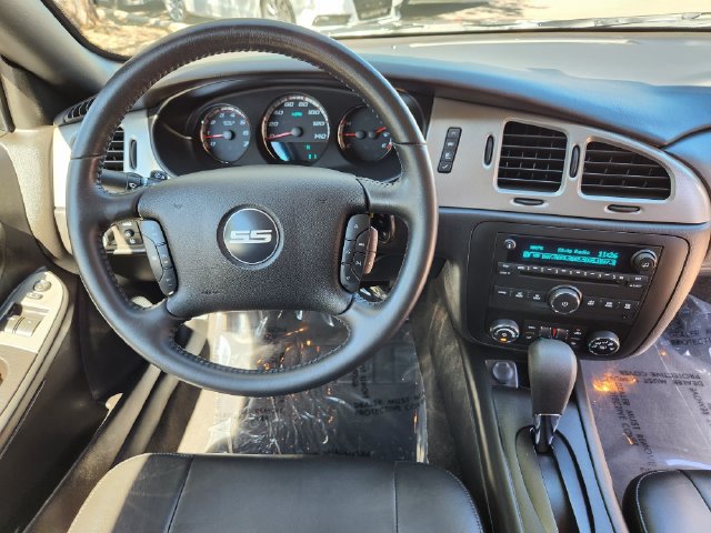 Used 2007 Chevrolet Monte Carlo SS w/ Silver Rally Stripe Package FWD image 24