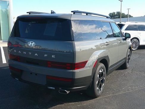 Used 2025 Hyundai Santa Fe SEL image 4