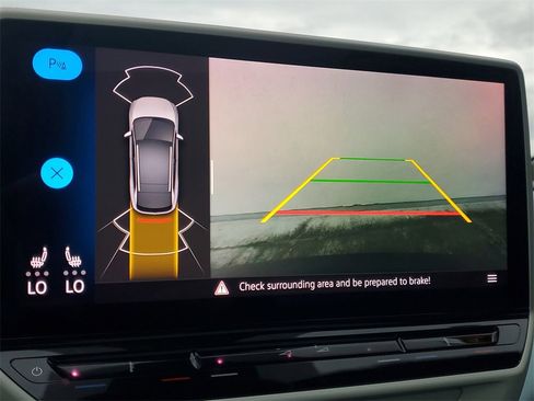 Used 2021 Volkswagen ID.4 1st Edition image 28