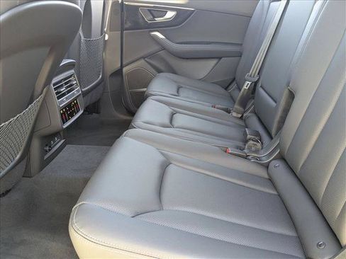 New 2026 Audi Q7 3.0T Premium Plus AWD/4WD image 15