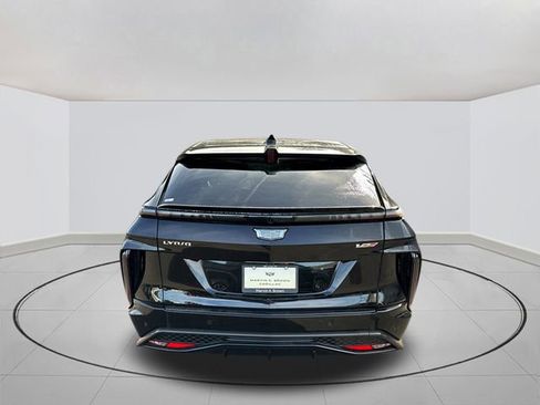 New 2026 Cadillac Lyriq V w/ Exterior Carbon Fiber Package AWD/4WD image 12