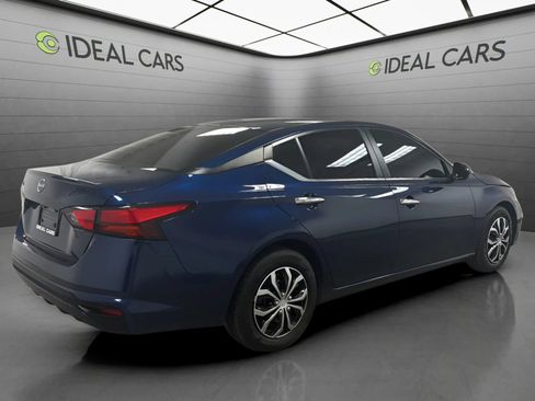 Used 2024 Nissan Altima 2.5 S FWD image 5