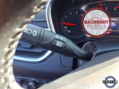 Used 2020 Chevrolet Equinox Premier image 19