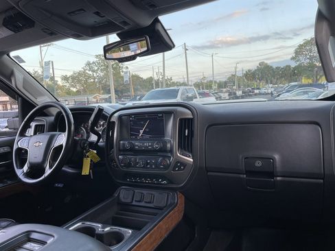 Used 2017 Chevrolet Silverado 3500 High Country w/ Duramax Plus Package image 16