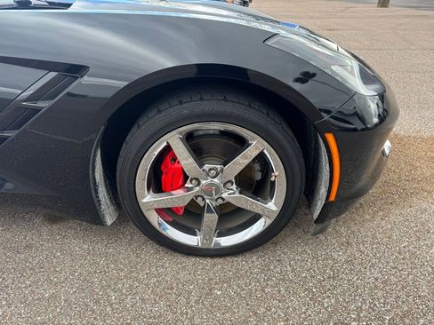 Used 2014 Chevrolet Corvette Base w/ 3LT Preferred Equipment Group image 12