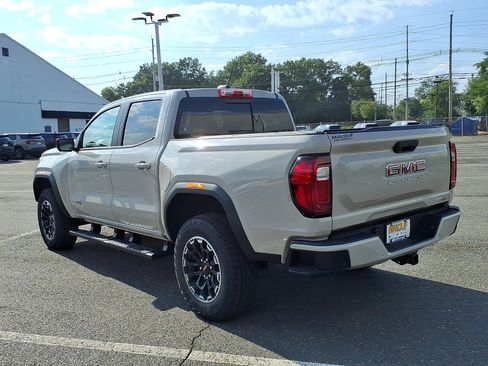 New 2026 GMC Canyon AT4 w/ Technology Plus Package AWD/4WD image 4