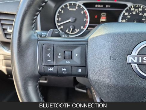 Certified 2025 Nissan Rogue SV FWD image 17