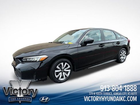 Used 2025 Honda Civic LX image 1