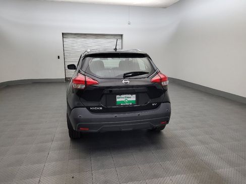 Used 2020 Nissan Kicks SV FWD image 6