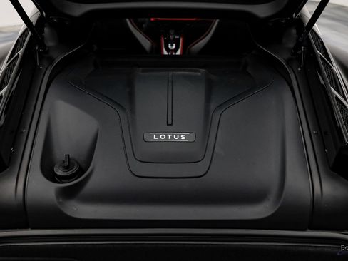 New 2026 Lotus Emira SE image 3