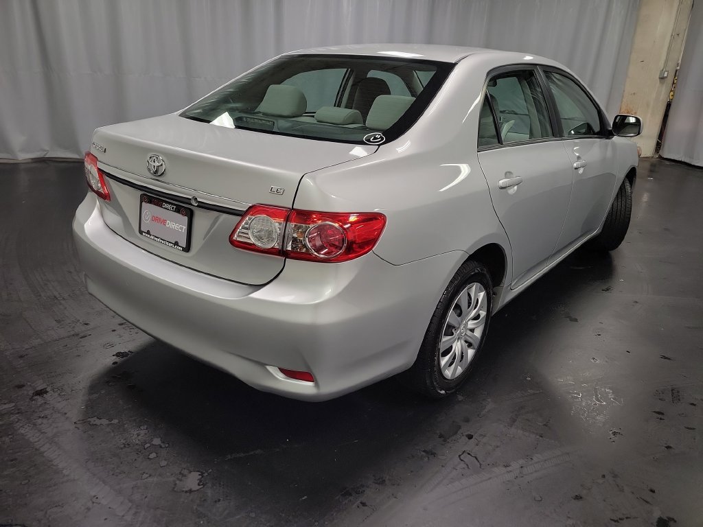 Used 2013 Toyota Corolla LE FWD image 8