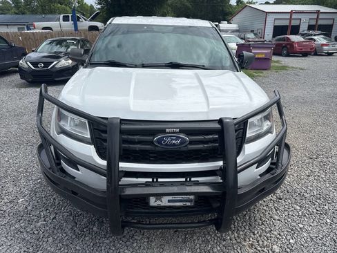 Used 2017 Ford Explorer 4WD Police Interceptor image 2