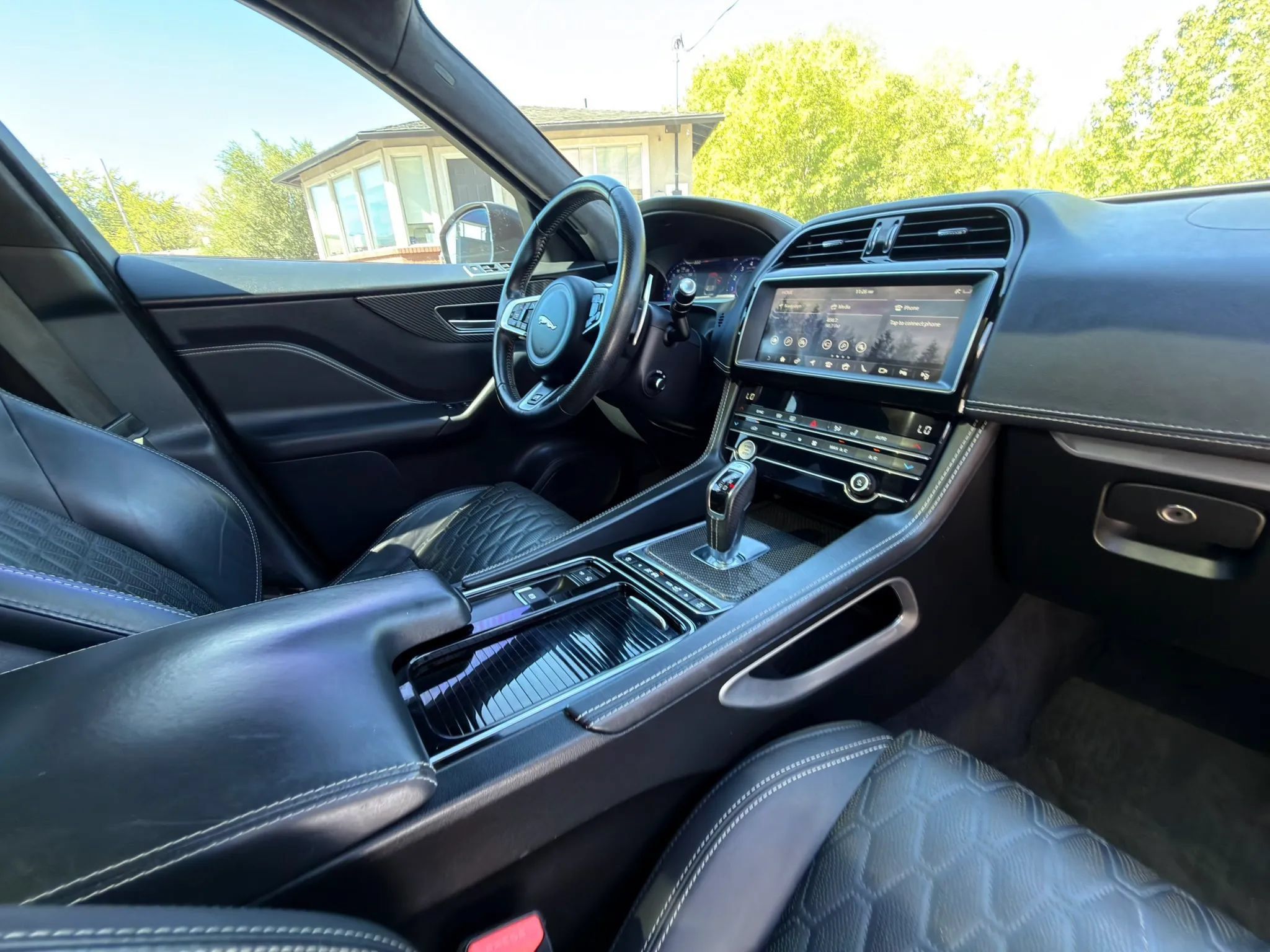 Used 2020 Jaguar F-PACE SVR AWD/4WD image 6