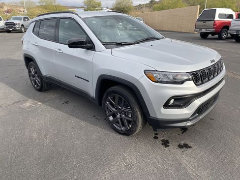 New 2026 Jeep Compass Latitude AWD/4WD image 5