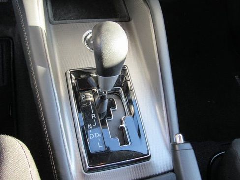 Used 2025 Mitsubishi Outlander Sport ES image 17