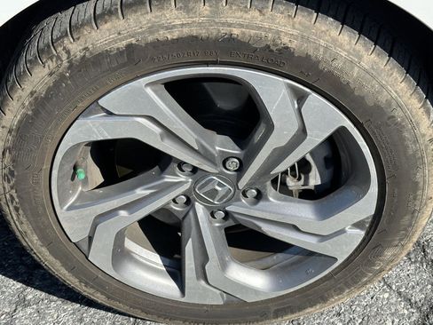 Used 2019 Honda Accord EX-L image 10