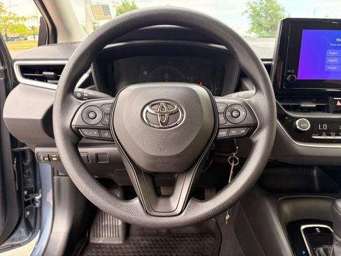 Used 2026 Toyota Corolla LE FWD image 19