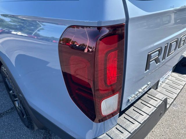 Used 2024 Honda Ridgeline Black Edition image 10