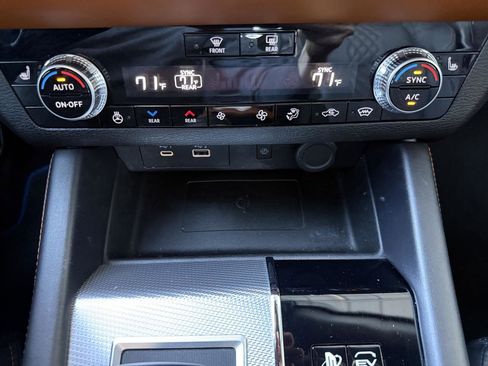 Used 2023 Mitsubishi Outlander SEL 40th Anniversary image 23