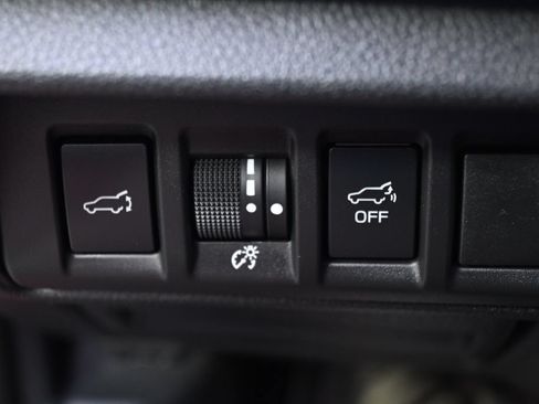 Used 2020 Subaru Outback Limited AWD/4WD image 24
