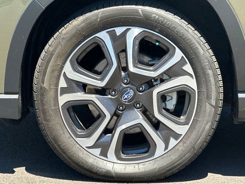 Used 2023 Subaru Ascent Limited AWD/4WD image 35