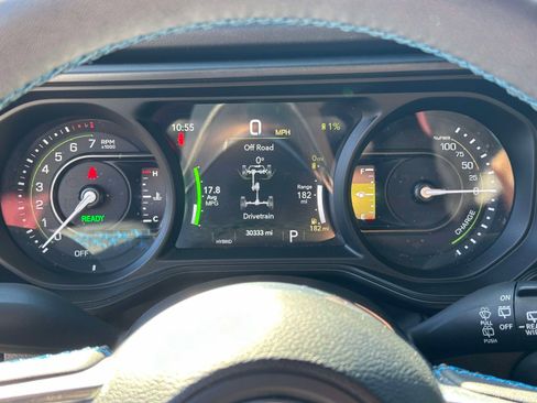 Used 2024 Jeep Wrangler High Altitude image 25