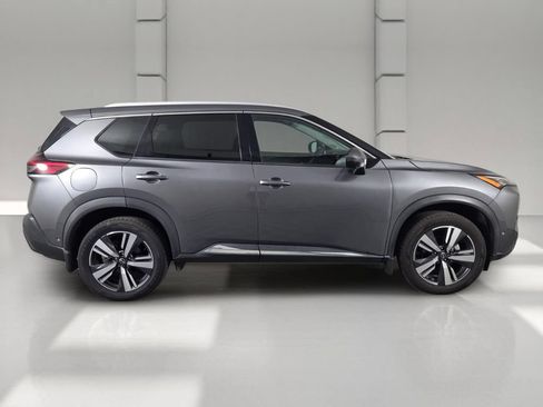 Used 2023 Nissan Rogue SL w/ SL Premium Package FWD image 4