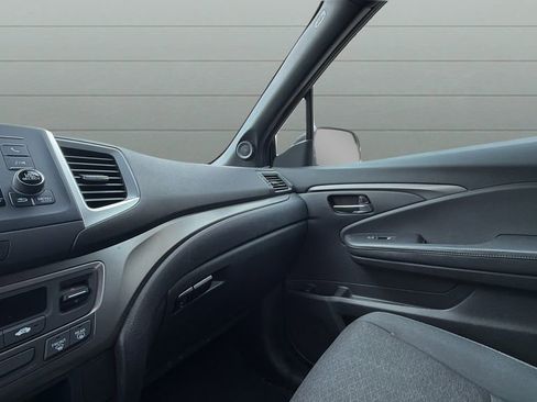 Used 2019 Honda Passport Sport image 13