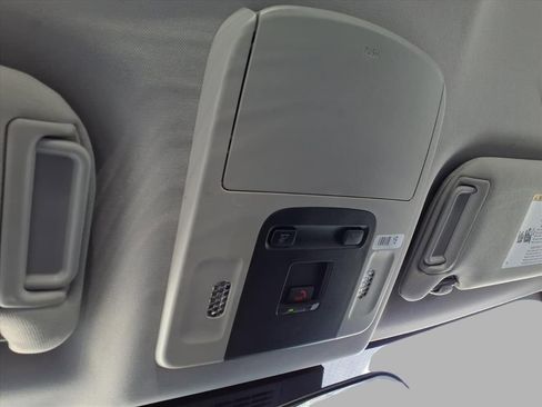 Used 2025 Toyota Camry LE image 19