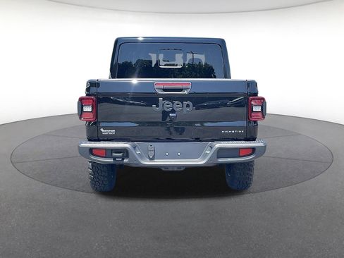New 2025 Jeep Gladiator High Tide image 25