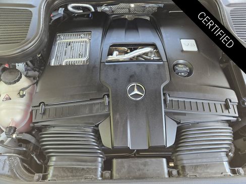 Used 2024 Mercedes-Benz GLS 580 4MATIC image 29