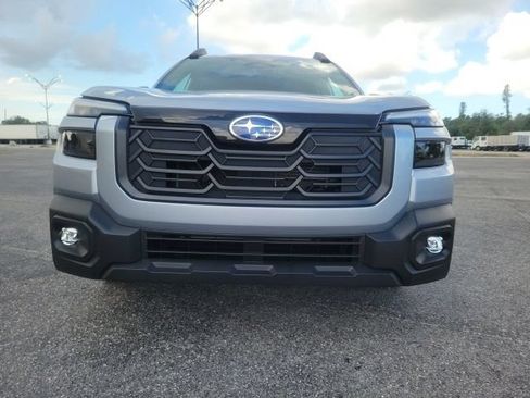 Used 2026 Subaru Outback Premium AWD/4WD image 3