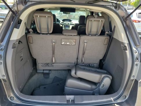 Used 2016 Honda Odyssey Touring Elite image 28