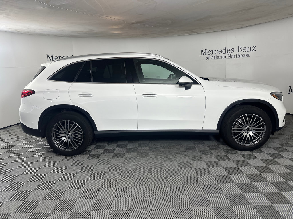 Certified 2026 Mercedes-Benz GLC 300 image 8