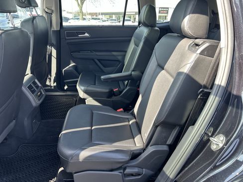 Used 2018 Volkswagen Atlas SEL image 24