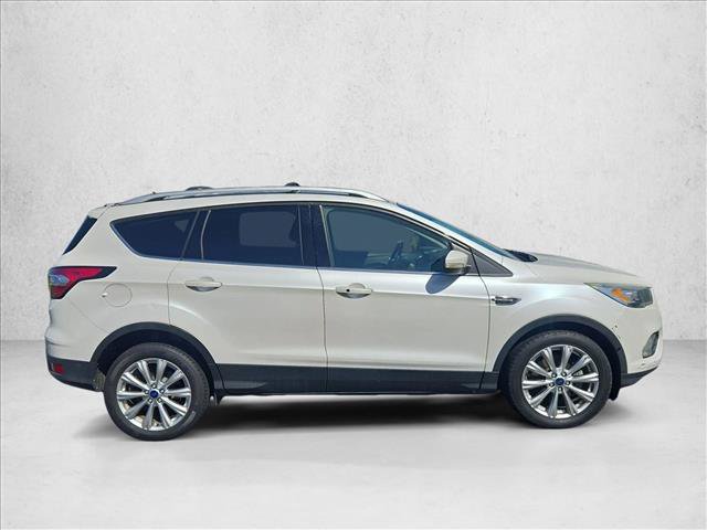Used 2017 Ford Escape Titanium w/ Equipment Group 301A FWD image 4