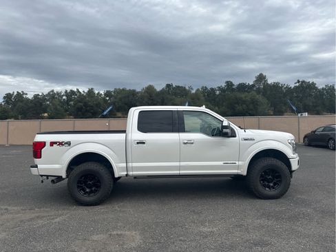 Certified 2018 Ford F150 Platinum w/ Equipment Group 701A Luxury AWD/4WD image 4