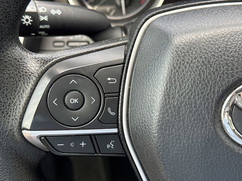 Used 2023 Toyota Camry LE image 18