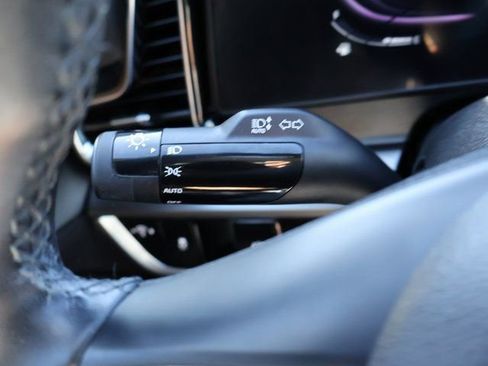 Used 2023 Kia Sportage EX image 36