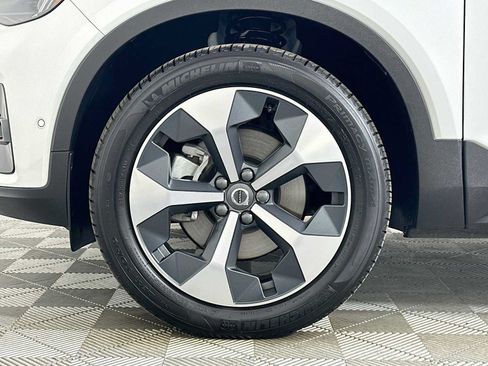 Used 2026 Volvo XC40 B5 Plus w/ Protection Package Premier AWD/4WD image 30