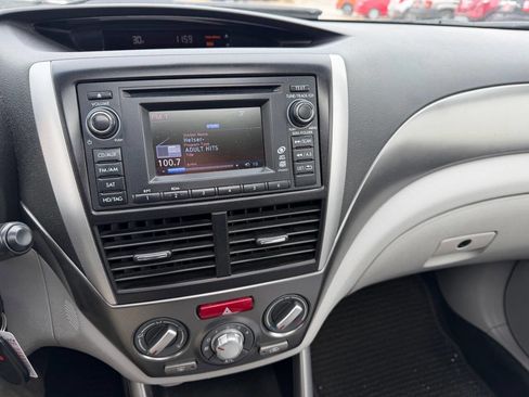 Used 2013 Subaru Forester 2.5X Premium w/ All-Weather Plus Pkg image 23