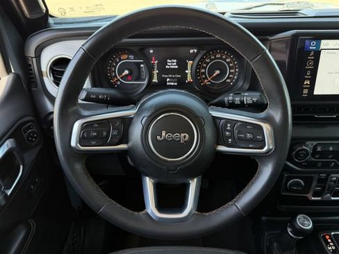 Used 2024 Jeep Wrangler Unlimited Sahara AWD/4WD image 13