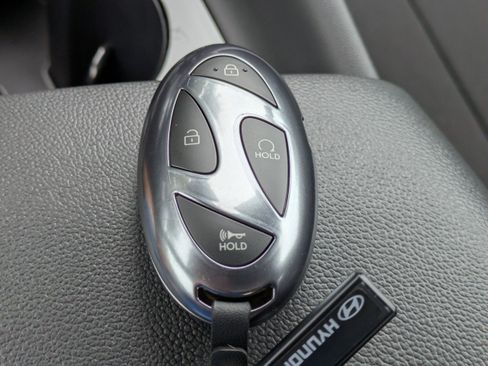 New 2026 Hyundai Elantra SEL Sport FWD image 30