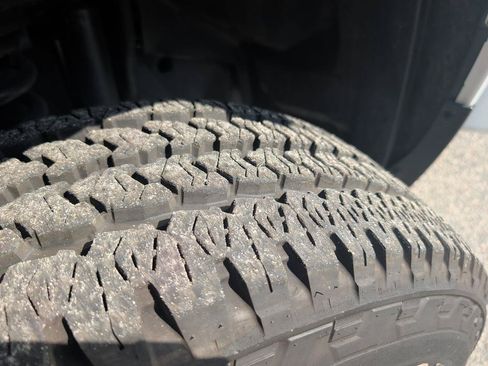 Used 2026 RAM 2500 Laramie AWD/4WD image 29