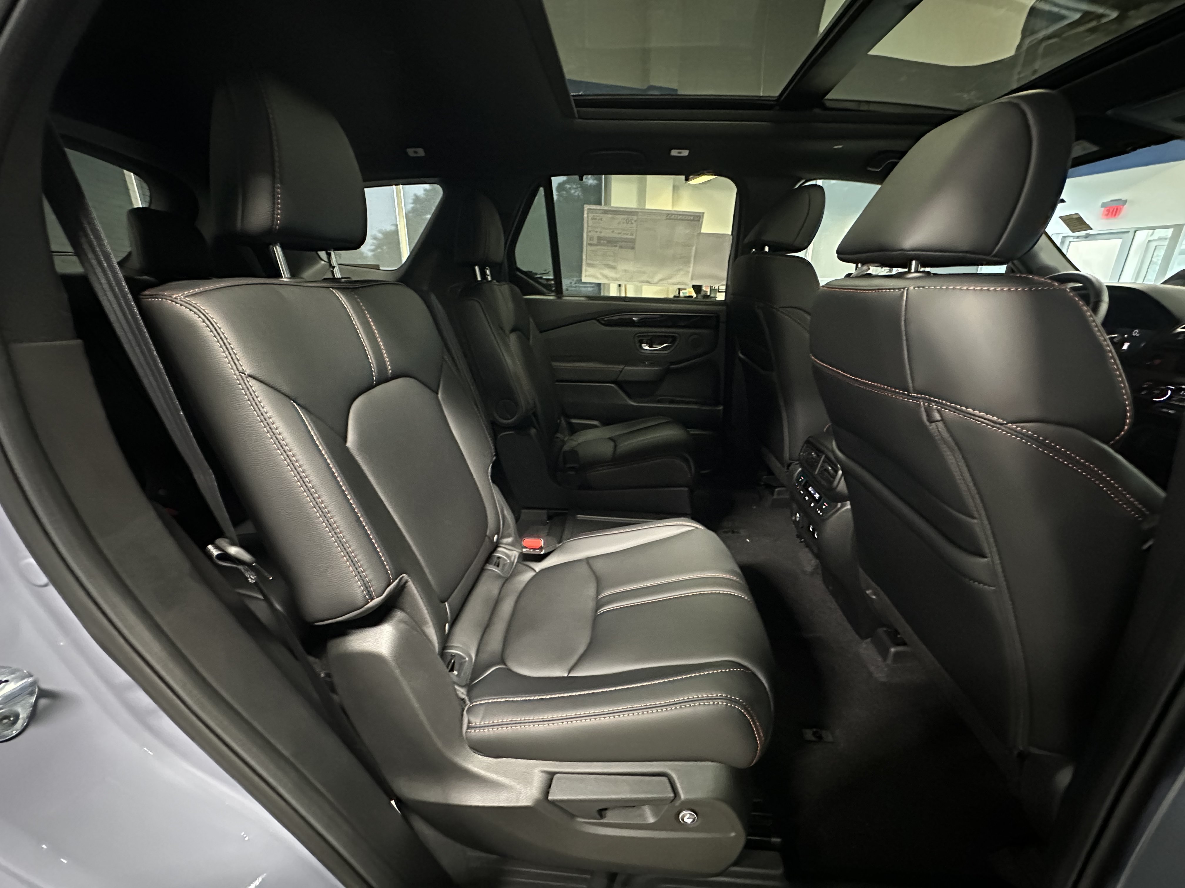 New 2026 Honda Pilot TrailSport image 30