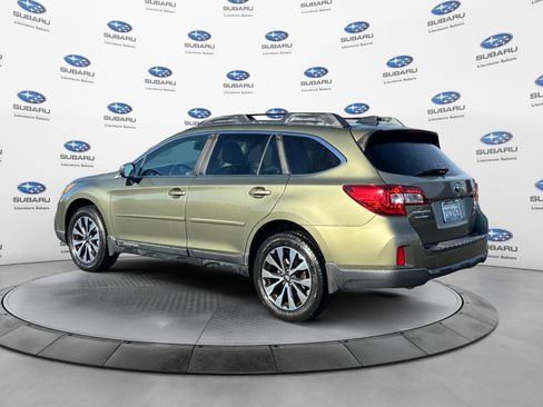 Used 2016 Subaru Outback 3.6R Limited AWD/4WD image 4