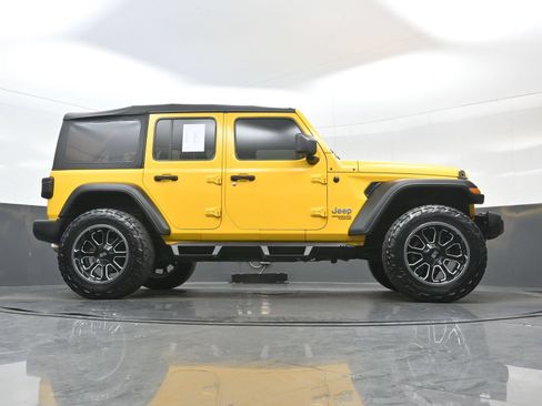 Used 2019 Jeep Wrangler Unlimited Sport AWD/4WD image 31