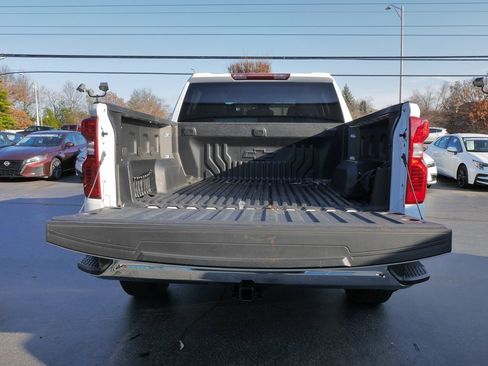Used 2024 Chevrolet Silverado 1500 LT image 15